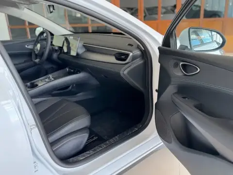 BYD Seal 05 2025 — миниатюра 8