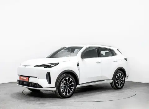 Changan Qiyuan Q05 2025 — миниатюра 1