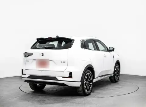 Changan Qiyuan Q05 2025 — миниатюра 3