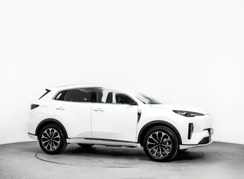 Changan Qiyuan Q05 2025 — миниатюра 4