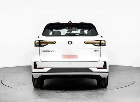 Changan Qiyuan Q05 2025 — миниатюра 7