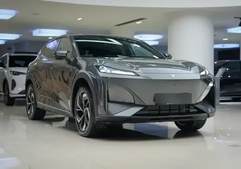 Changan Deepal S07 2025 — миниатюра 2