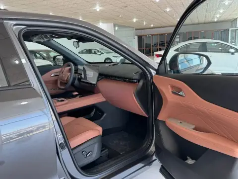Changan Uni-Z 2025 — миниатюра 9