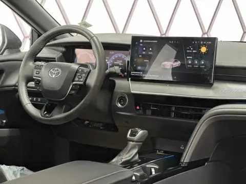 Toyota Camry 2026 — миниатюра 10