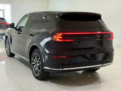 Changan Qiyuan Q07 2025 — миниатюра 5