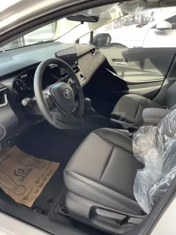 Toyota Corolla 2025 — миниатюра 6
