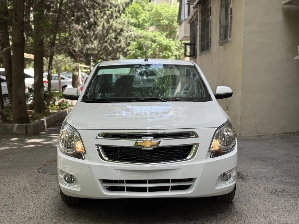 Chevrolet Cobalt 2026 — фото 1 из 10