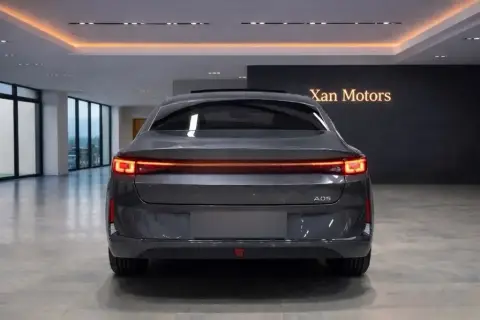 Changan Qiyuan A05 2025 — миниатюра 6