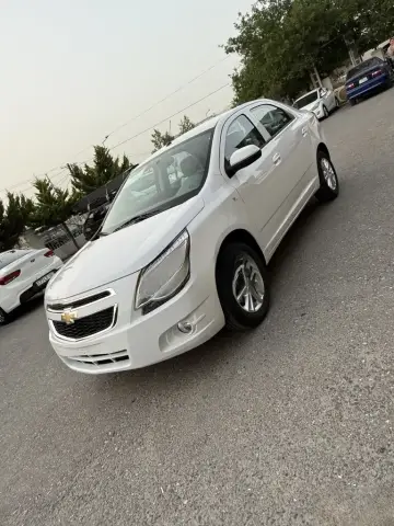 Chevrolet Cobalt 2026 — миниатюра 2