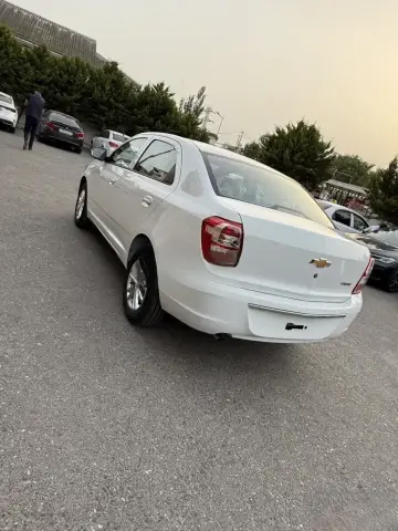 Chevrolet Cobalt 2026 — миниатюра 3