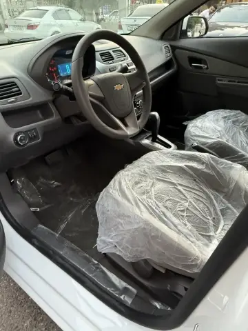 Chevrolet Cobalt 2026 — миниатюра 5