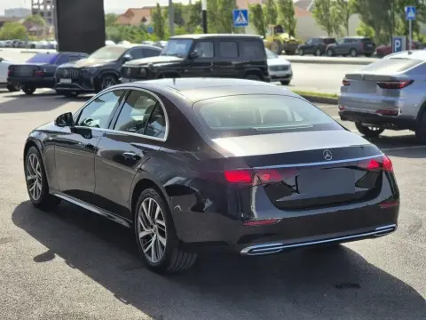 Mercedes-Benz E 350 e 2025 — миниатюра 3