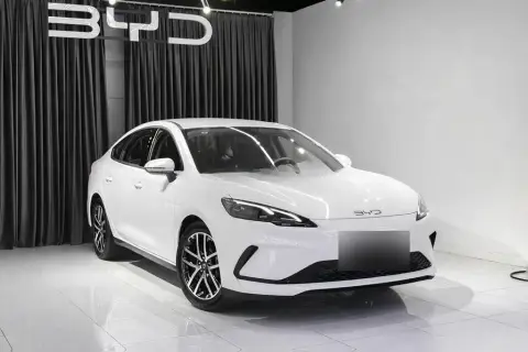 BYD Seal 05 2025 — миниатюра 1