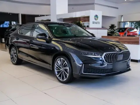 Skoda Superb 2025