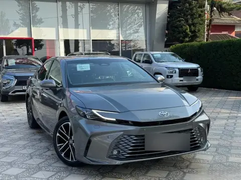 Toyota Camry 2026 — миниатюра 2