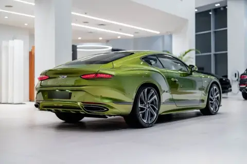 Bentley Continental GT 2025 — миниатюра 8