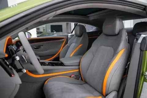 Bentley Continental GT 2025 — миниатюра 10