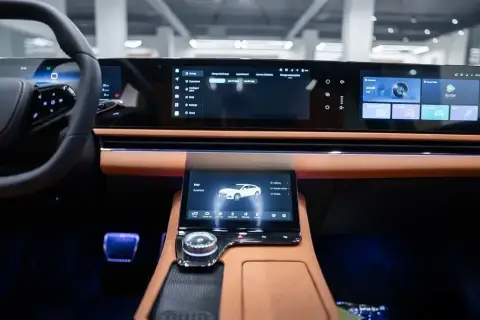 Voyah Passion 2025 — миниатюра 6