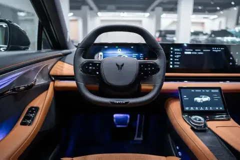 Voyah Passion 2025 — миниатюра 7