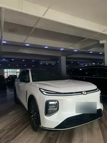 Changan Qiyuan Q07 2025 — миниатюра 2