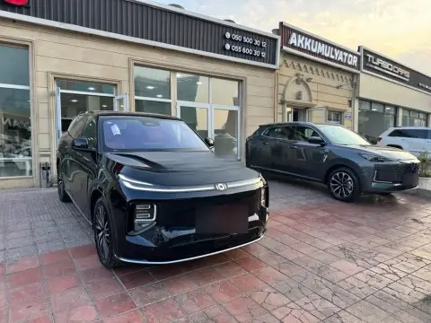 Changan Qiyuan Q07 2025 — миниатюра 2