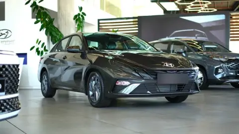 Hyundai Elantra 2026 — миниатюра 3