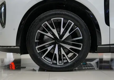 Changan Nevo Q07 2025 — миниатюра 7