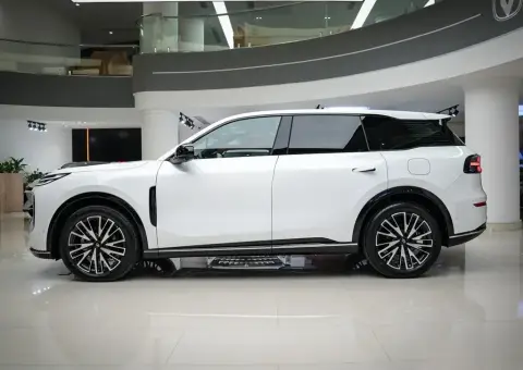 Changan Nevo Q07 2025 — миниатюра 8