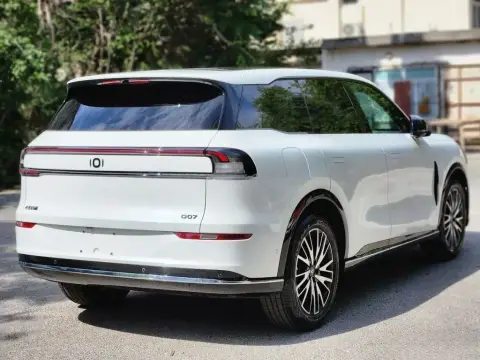 Changan Qiyuan Q07 2025 — миниатюра 5