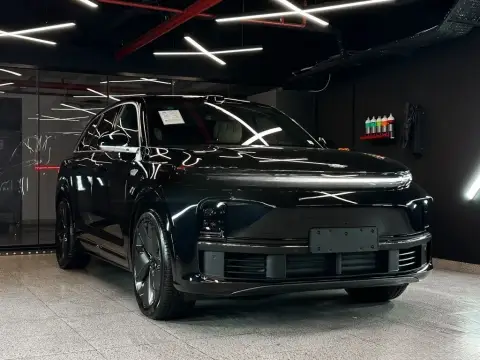 Li Auto L7 2025 — миниатюра 2