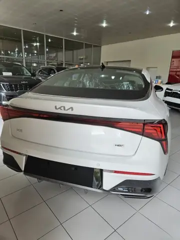 Kia K5 2025 — миниатюра 9