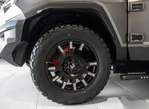 M-Hero 917 2025 — миниатюра 9