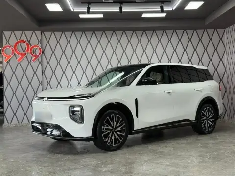 Changan Qiyuan Q07 2025 — миниатюра 2