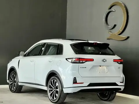 Changan Qiyuan Q05 2025 — миниатюра 5
