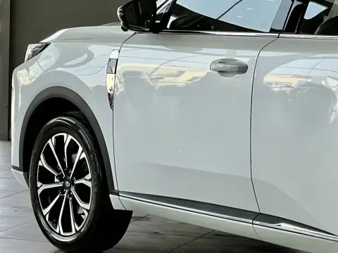 Changan Qiyuan Q05 2025 — миниатюра 6