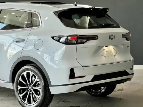 Changan Qiyuan Q05 2025 — миниатюра 7