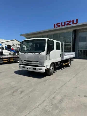Isuzu NPR 85 2025