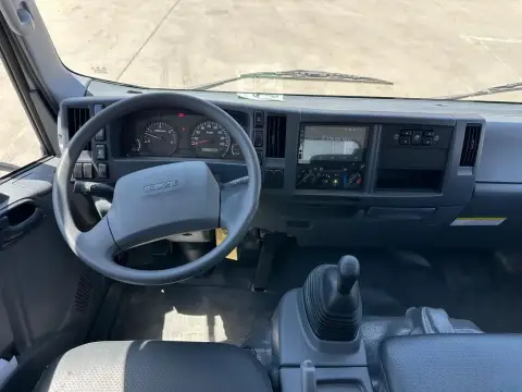 Isuzu NPR 85 2025 — миниатюра 10