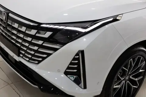 Changan Uni-Z 2025 — миниатюра 4