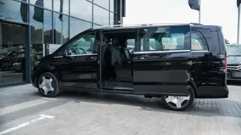 Mercedes-Benz V 250 2026 — миниатюра 4