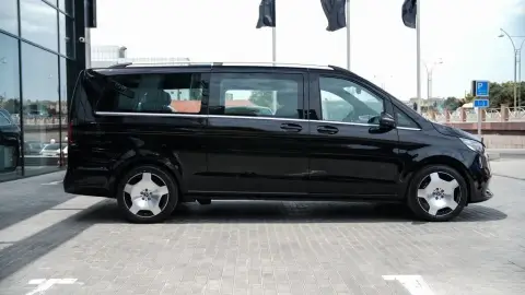 Mercedes-Benz V 250 2026 — миниатюра 7