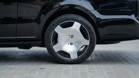 Mercedes-Benz V 250 2026 — миниатюра 8