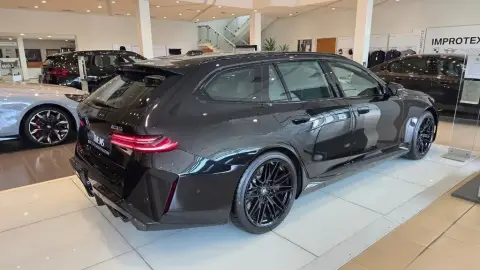 BMW M5 2025 — миниатюра 9
