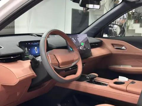 Changan Uni-Z 2025 — миниатюра 9