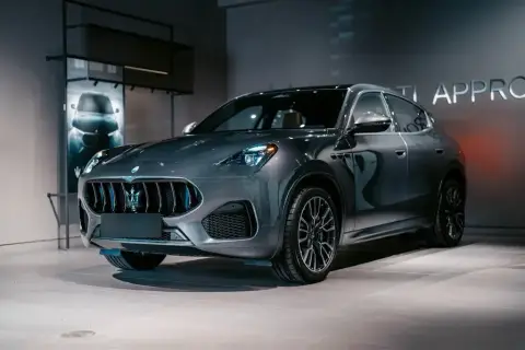 Maserati Grecale 300 2025