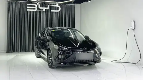 BYD Seal 05 2025 — миниатюра 1
