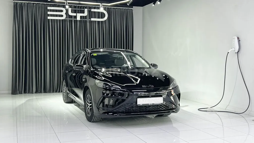 BYD Seal 05 2025 — фото 1 из 10