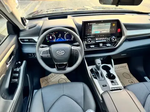 Toyota Highlander 2025 — миниатюра 9