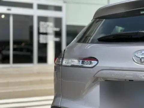 Toyota Corolla Cross 2026 — миниатюра 8