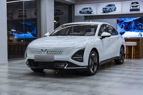 Wuling Starlight 2025